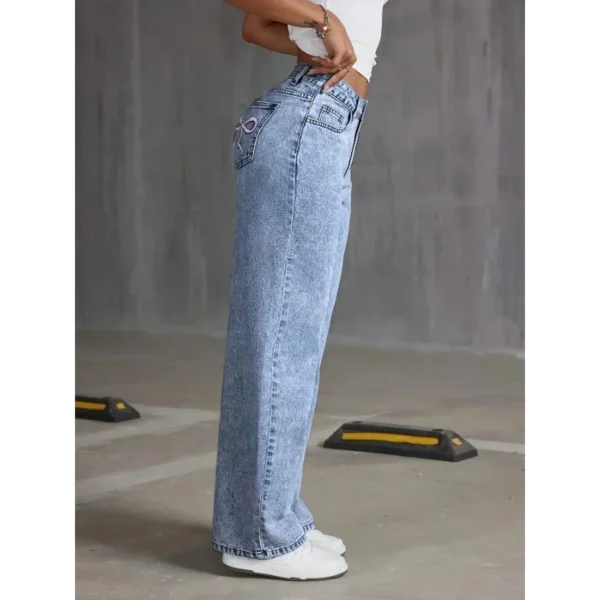 Vintage Wide Leg Jeans with Bow Detail - Image 4